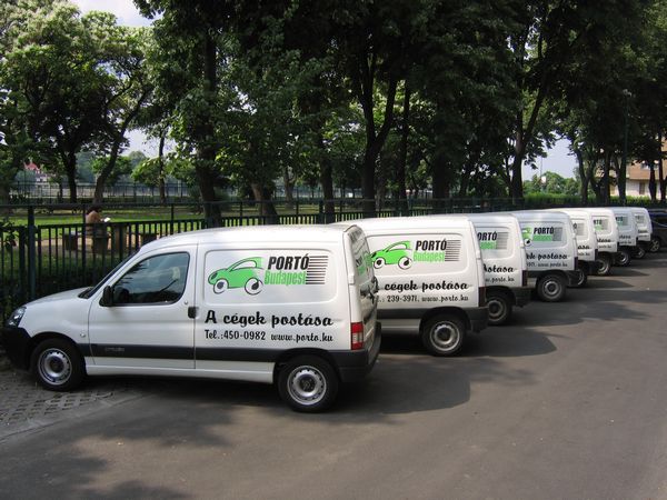 Legyen cégének saját postása!