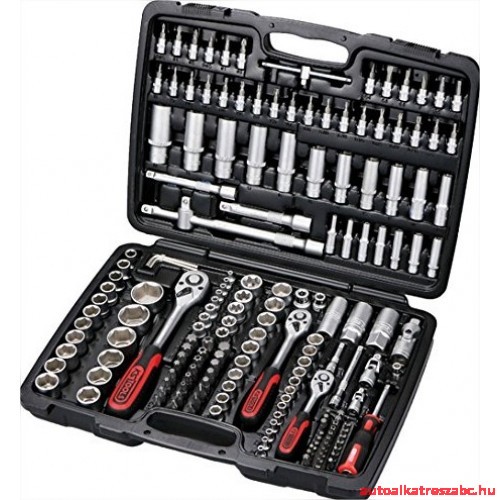 Szerelkezzen fel autófelszerelésekből!