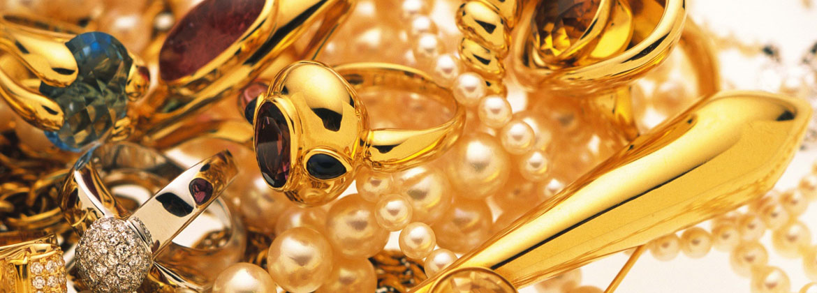 Aranyat, ékszereket adna el?