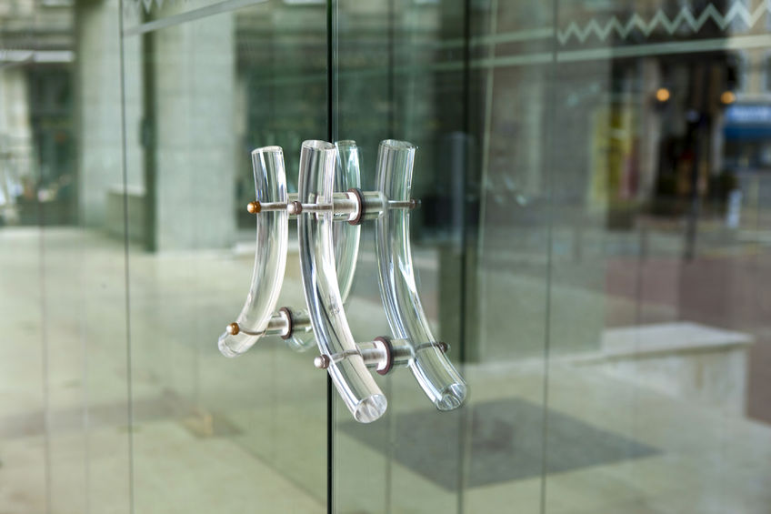 Az üveg belsőépítészet szakértője