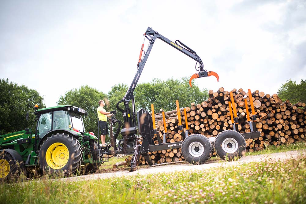 Moduláris kiközelítő kocsik a faiparban