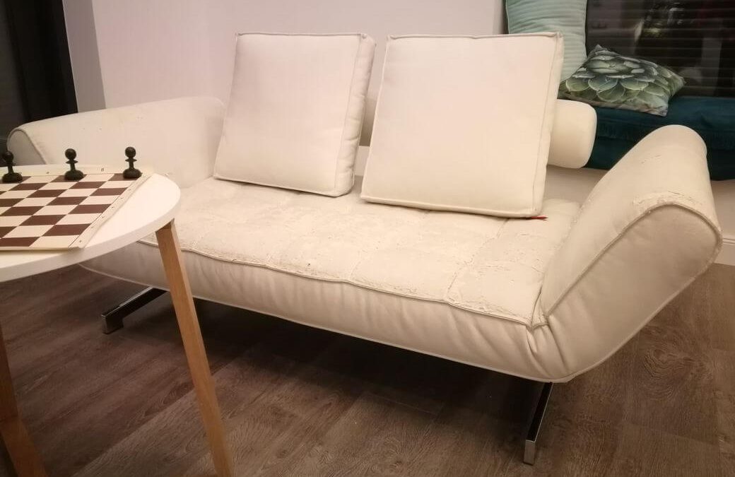 Nagyszerű szakmai segítséget nyújtunk a szövet ülőgarnitúrák terén