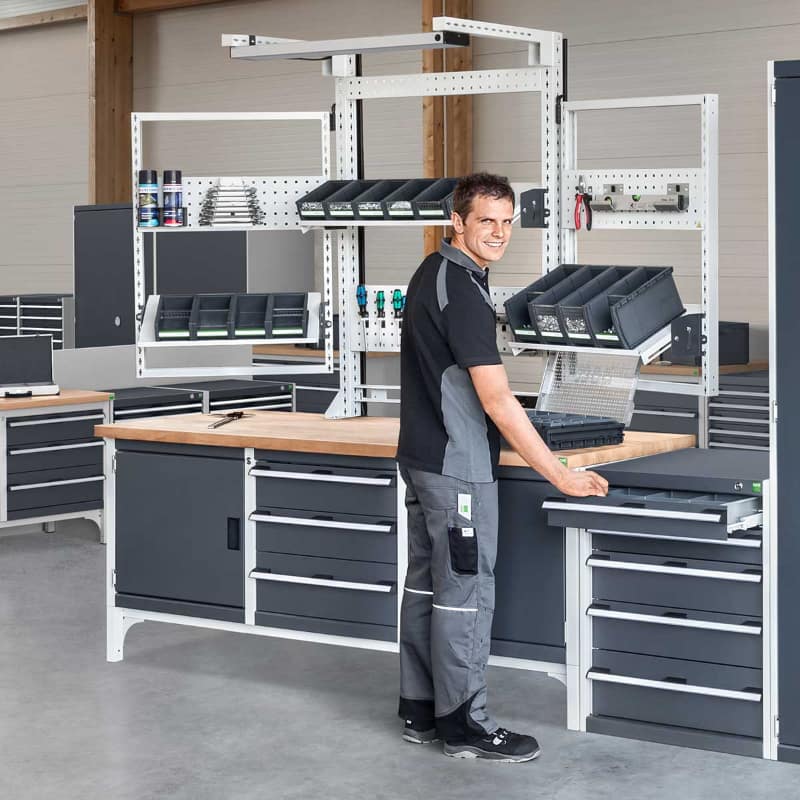 Átláthatóbb műhely üzemberendezésekkel