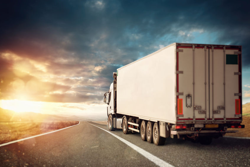 Kamionszállítás gyorsan, szakszerűen és biztonságosan